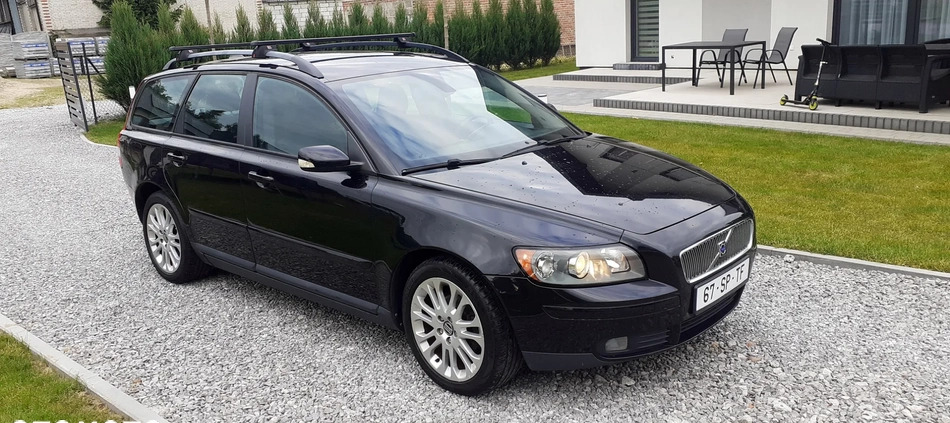 Volvo V50 cena 15900 przebieg: 179000, rok produkcji 2006 z Bełżyce małe 562